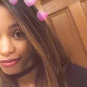 Meet your Posher, Amari